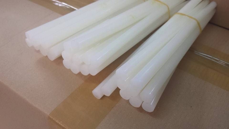Keo nến là gì? phân loại và các ứng dụng keo nến trong công nghiệp
